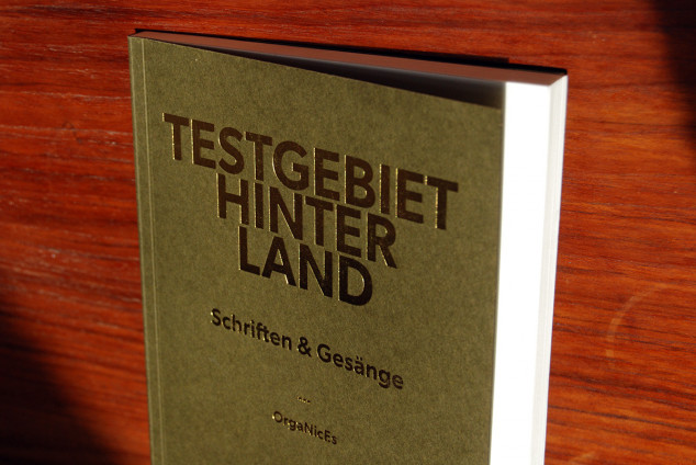 TESTGEBIET HINTER LAND